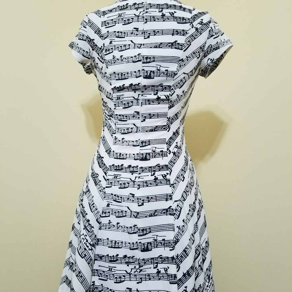 Dress - Picture 3 of 5